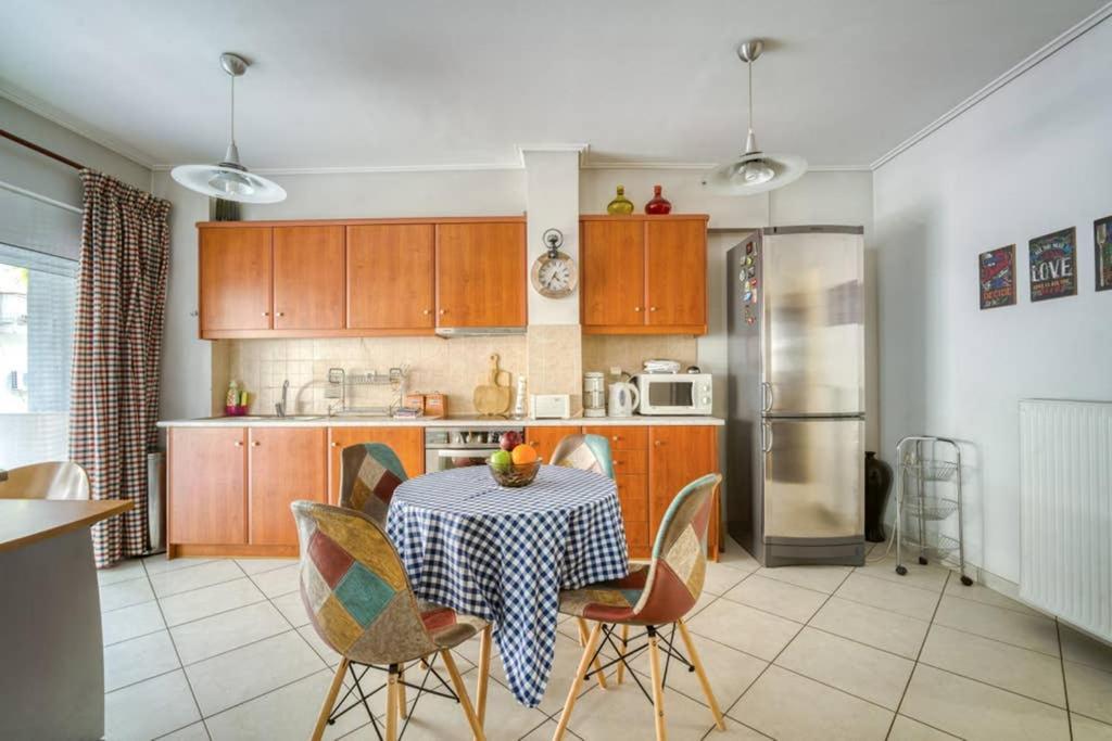 Spacious Family Flat Near Parthenon Free Parking Афины Экстерьер фото