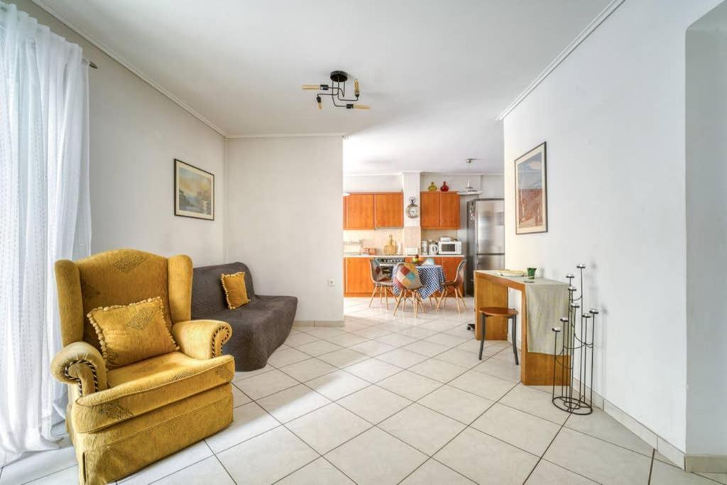 Spacious Family Flat Near Parthenon Free Parking Афины Экстерьер фото