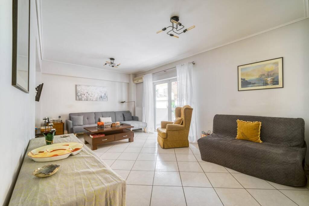Spacious Family Flat Near Parthenon Free Parking Афины Экстерьер фото