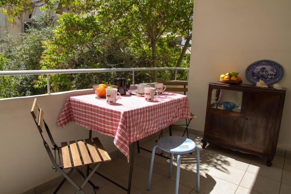 Spacious Family Flat Near Parthenon Free Parking Афины Экстерьер фото